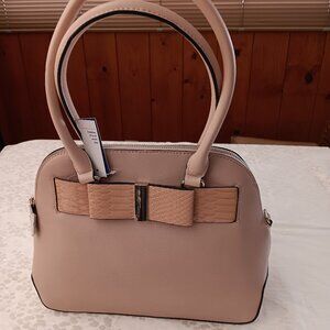 New APT.9 Blush Handbag